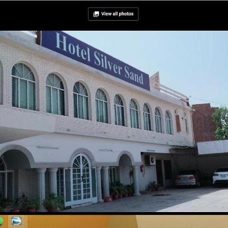 Hotel Silver Sand ムルターン エクステリア 写真